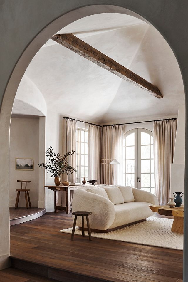 Hand-Tufted Jensen Rug #10