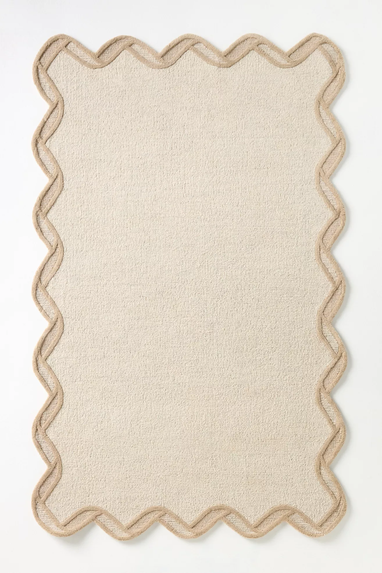 Hand Tufted 100% Wool Scalloped Border Rug - thumbnail 2