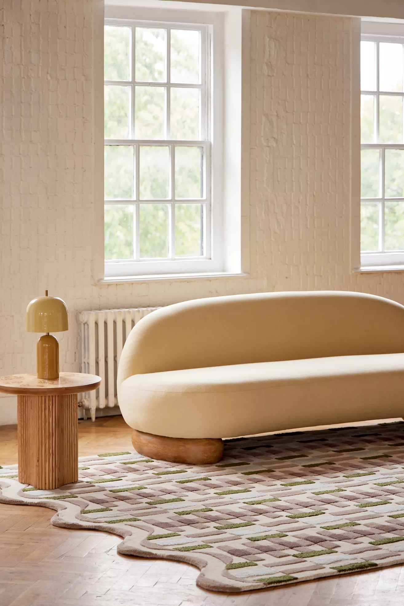 Hand Tufted 100% Wool Geometric Scalloped Rug - thumbnail 6