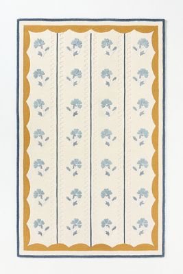 Essex Hand-Tufted Wool Blend Floral Rug