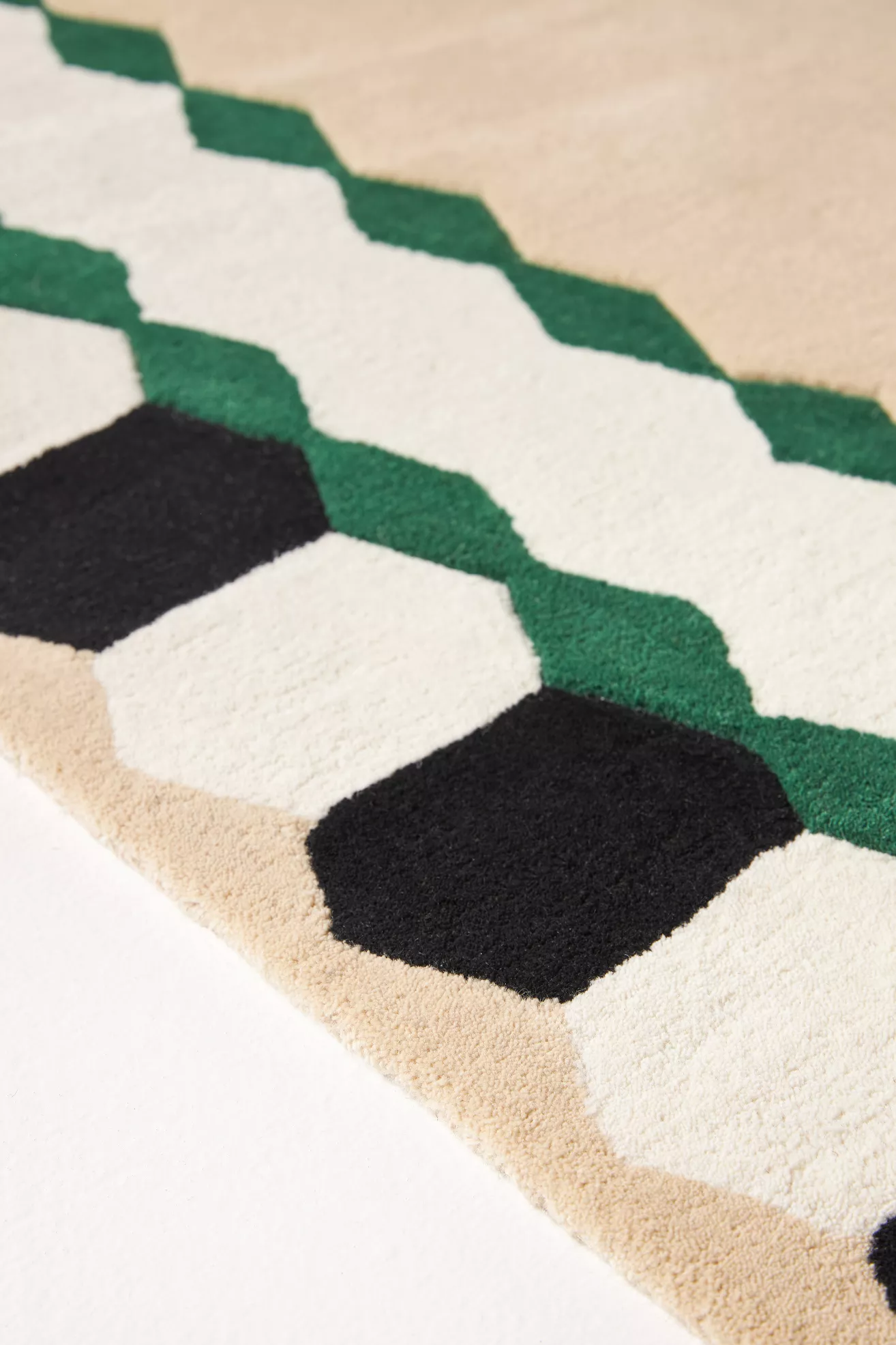 Hand-Tufted Ryleigh Black & White Rug | Anthropologie