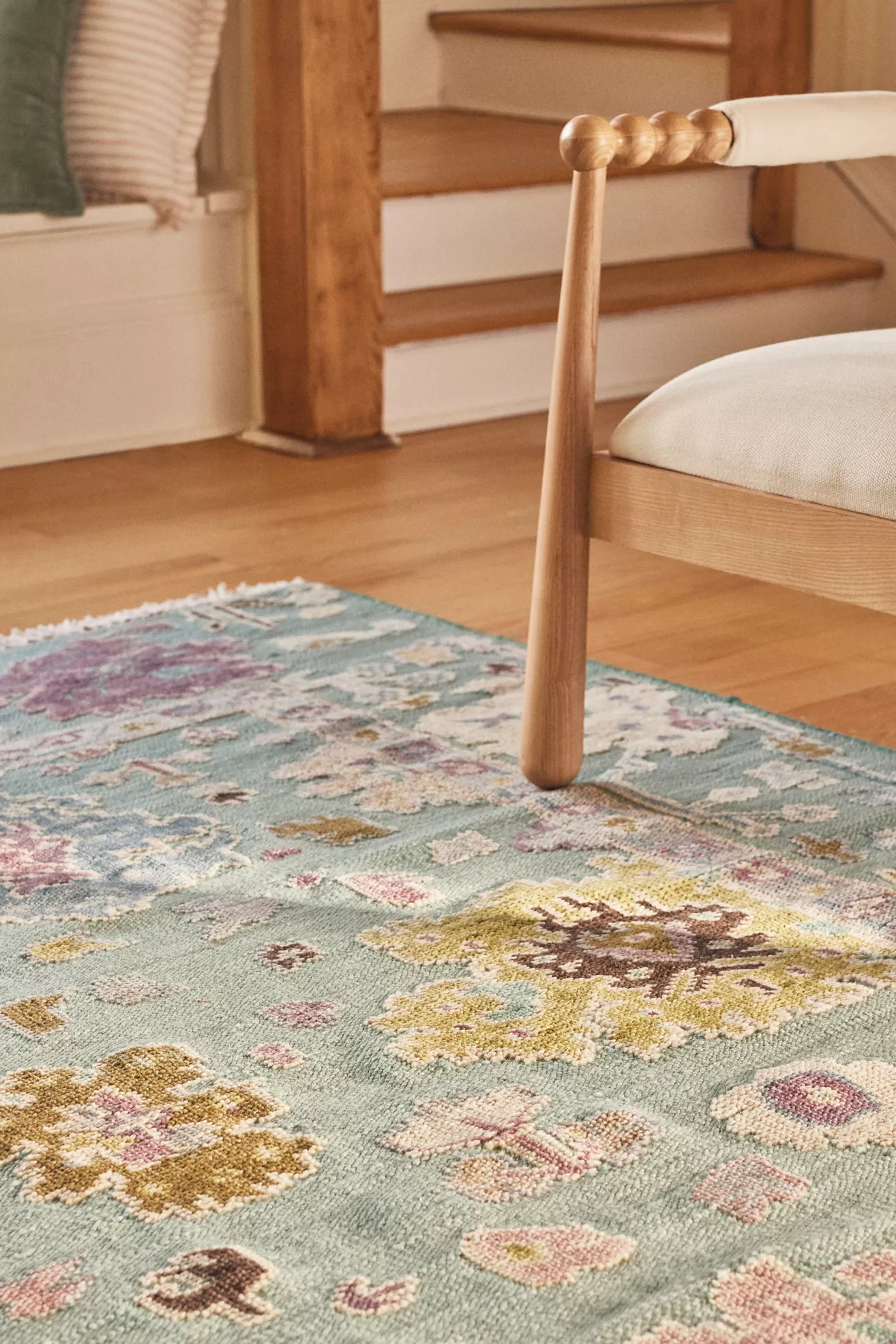 Perry Wool Hand-Knotted Persian-Inspired Rug - thumbnail 5