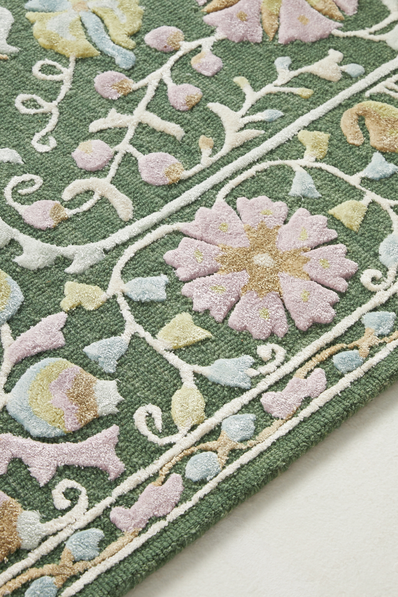 Hand-Tufted Tali Rug