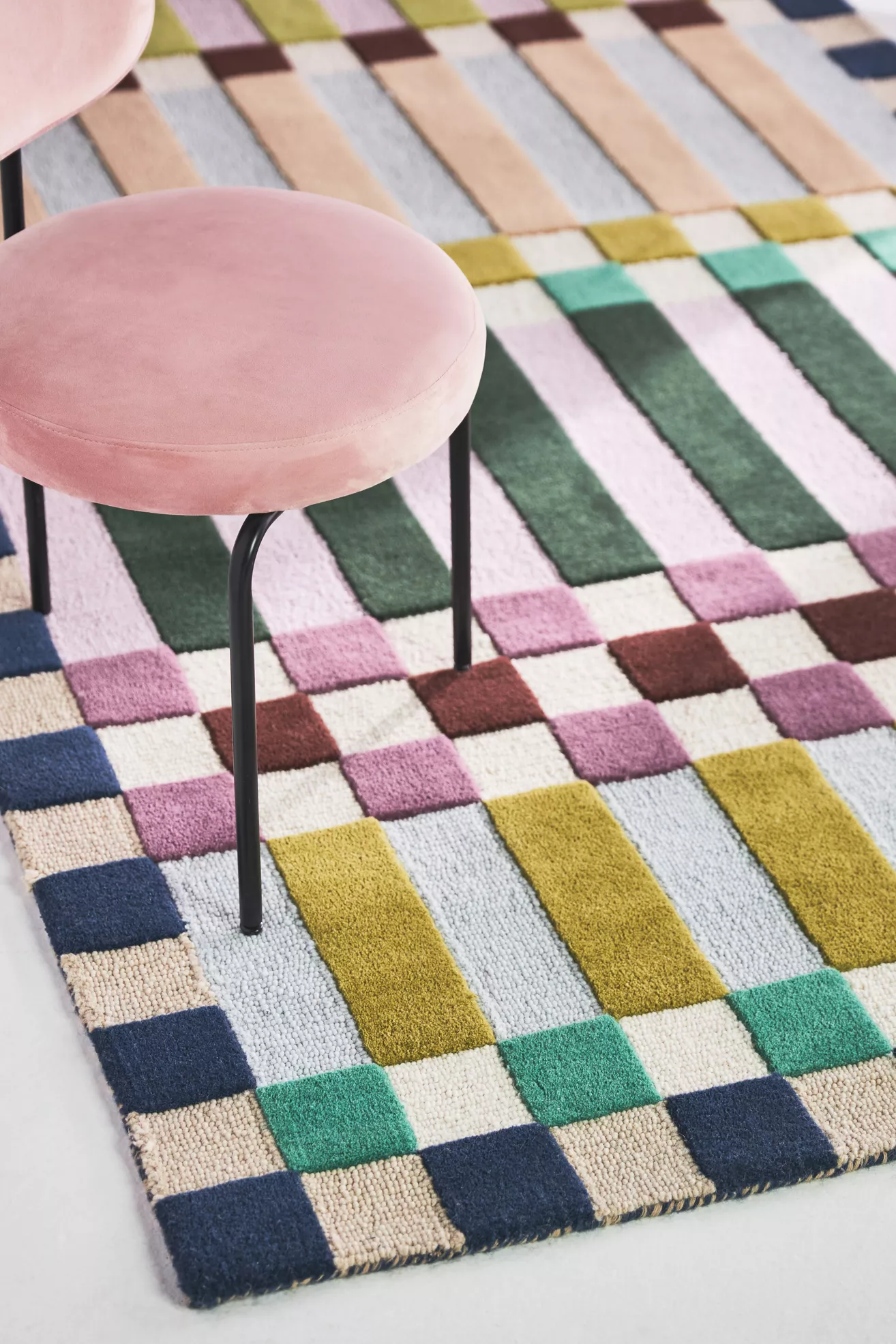 Hoxton Hand Tufted 100% Wool Checkered Rug - thumbnail 3