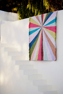 Handwoven Alma Indoor/Outdoor Rug - Thumbnail 4