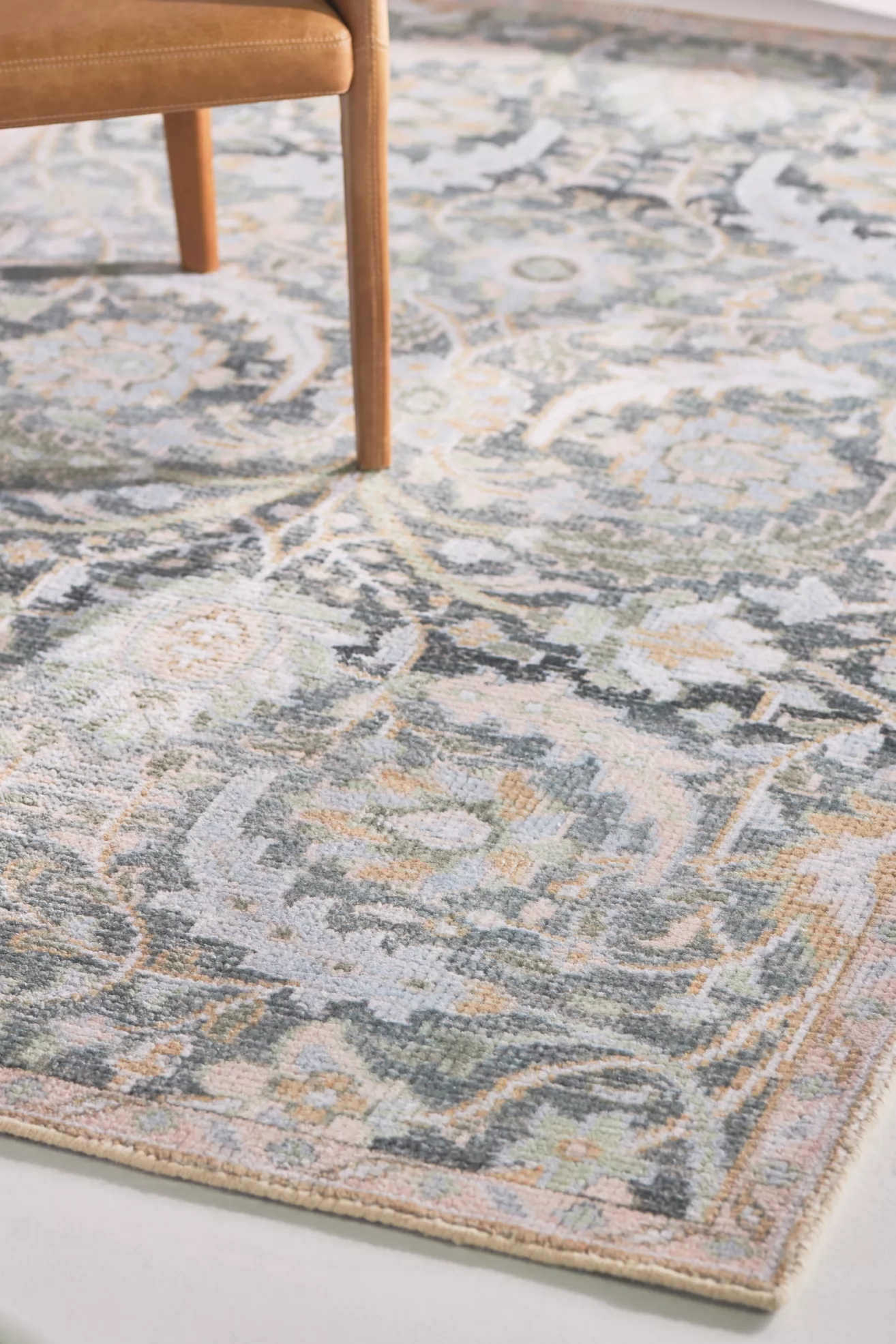 Illaria Easy Care Printed Rug - thumbnail 2