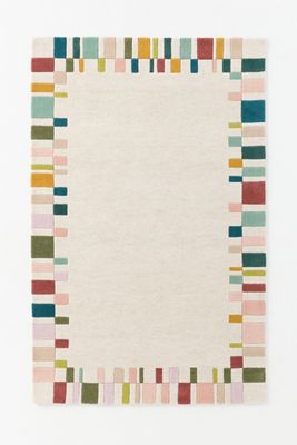 Tufted Wool Geometric Border Rug