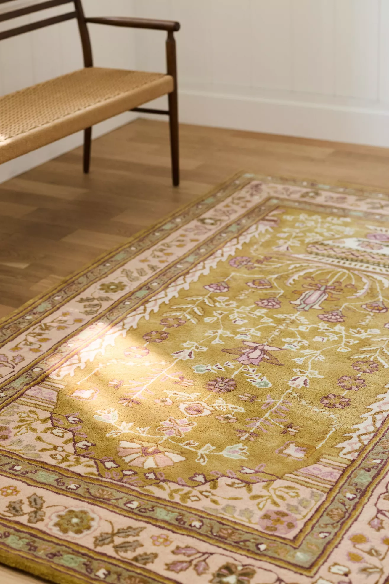 Remington Tufted Wool Blend Persian-Inspired Rug