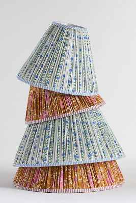 Ellen Merchant Cottage Lamp Shade (ivory/blue) large