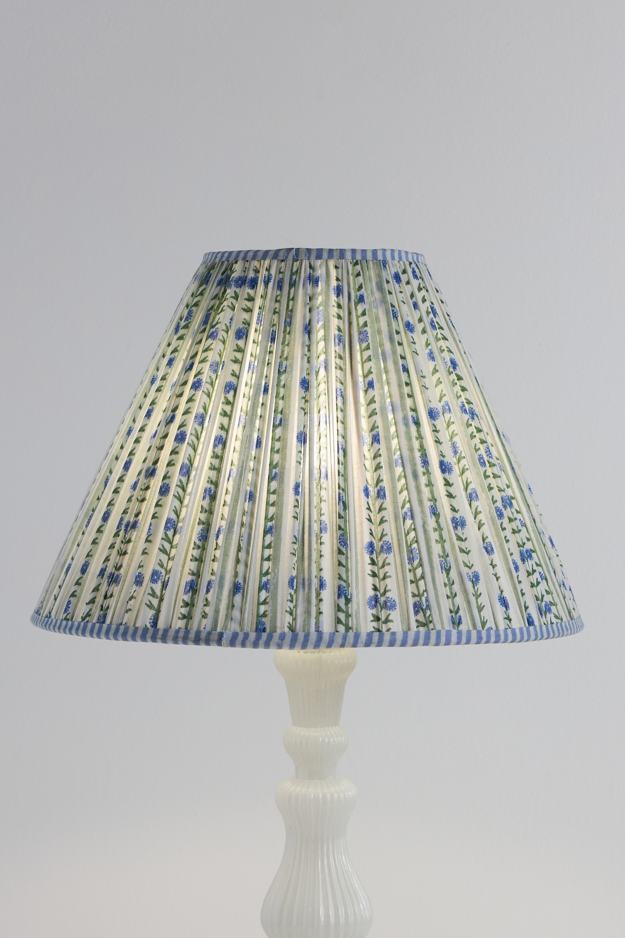 Ellen Merchant Cottage Lamp Shade