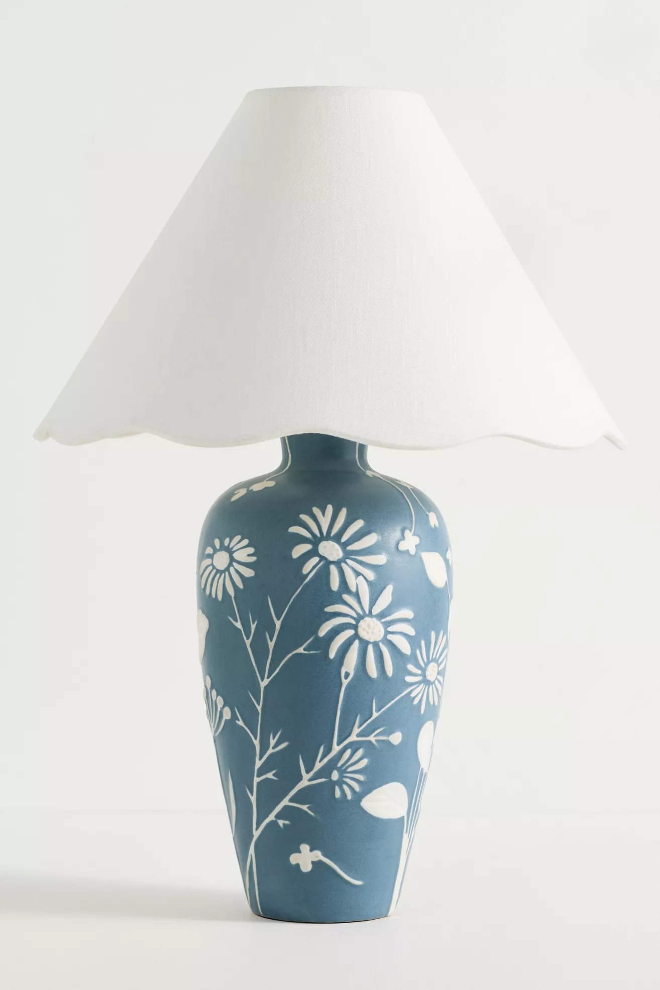 Ember Carved Ceramic Scallop Shade Table Lamp