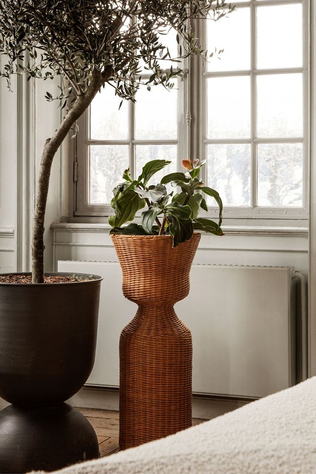 Support pour plante haut Agnes Ferm Living #1