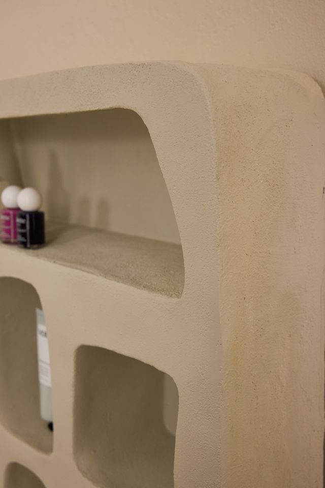 Antonio Shelf #3