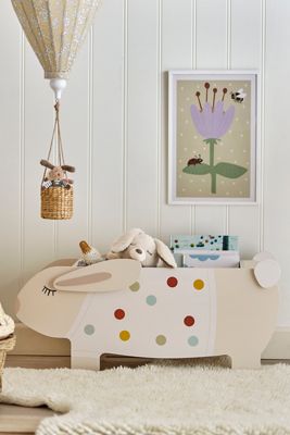 Villja Bookcase