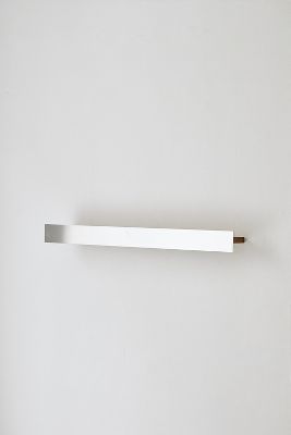 Étagères de Galerie Flottantes en Silver chez Anthropologie - Paper Collective - Modalova