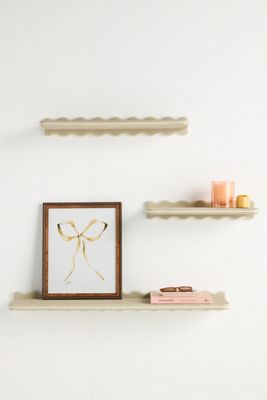 Adrie Shelf