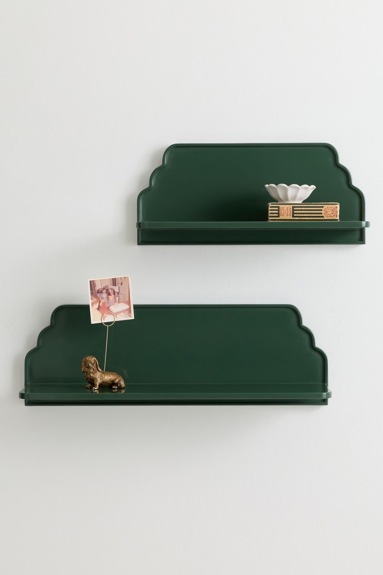 Betti Wood Scalloped Shelf - Green