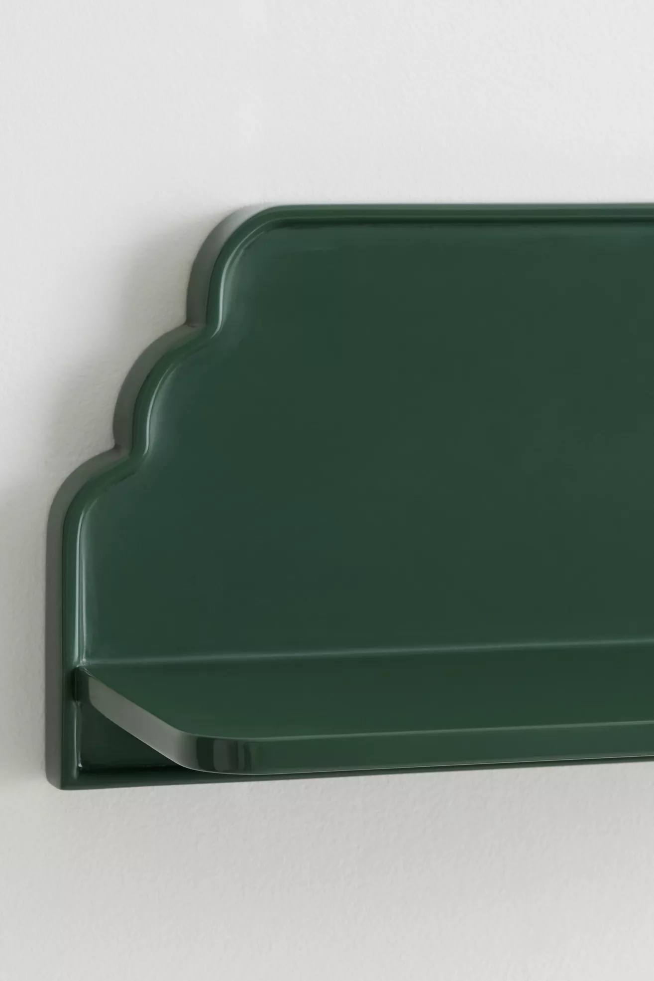 Betti Wood Scalloped Shelf - thumbnail 3