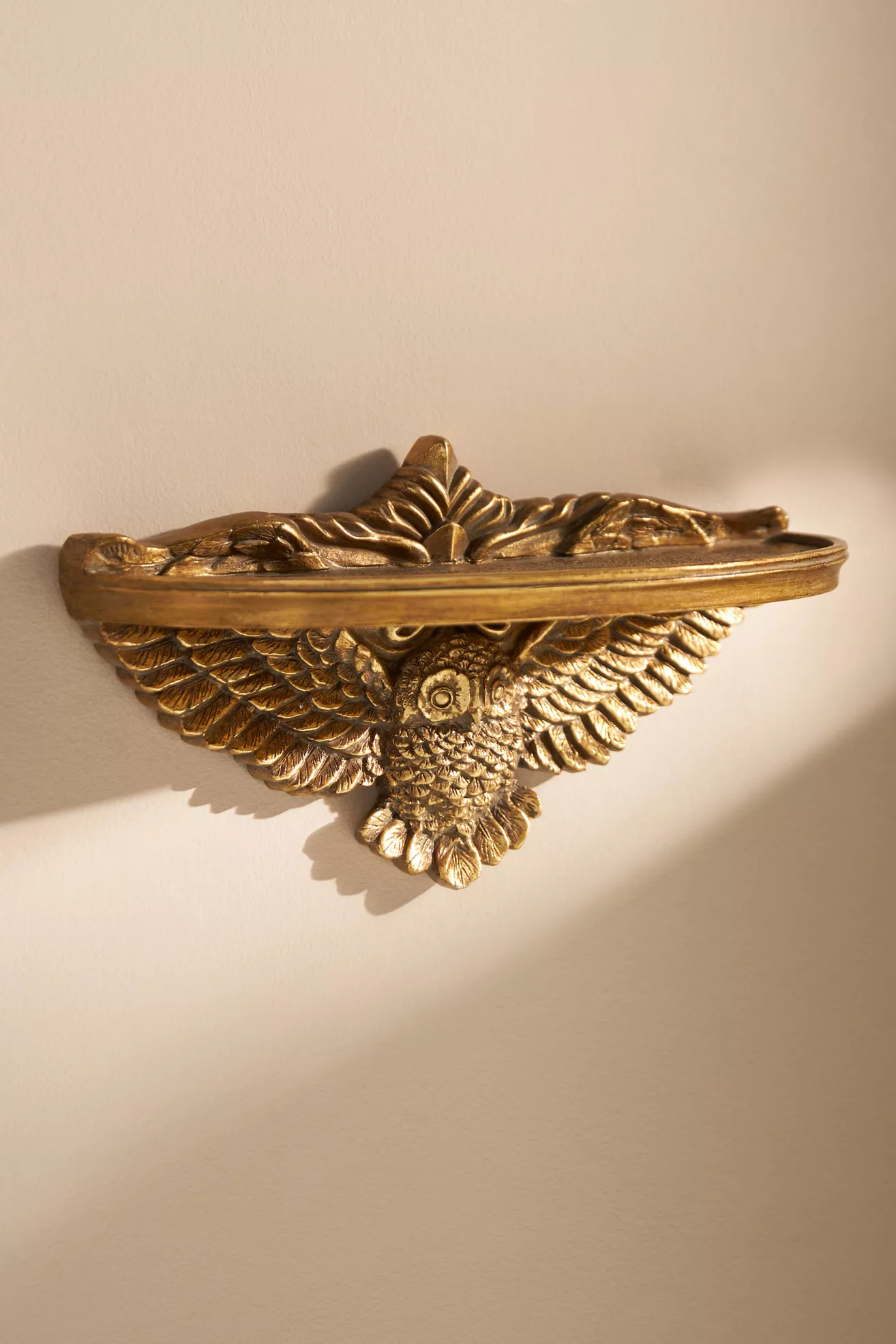 Wooded Manor Floating Shelf - thumbnail 4
