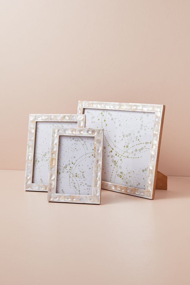 Pearl store photo frame