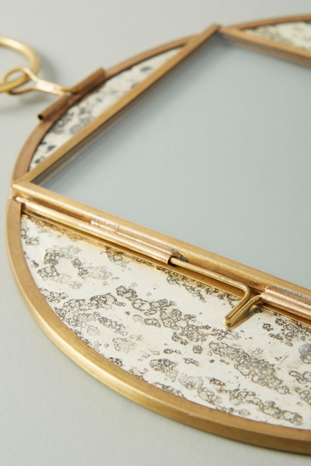 Estelle Hanging Frame #2