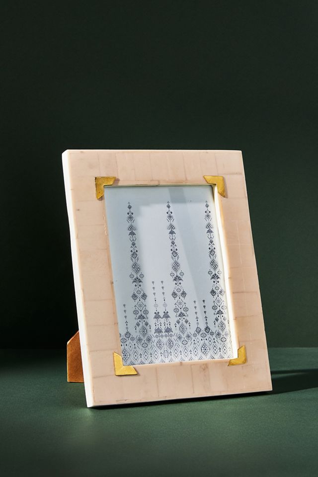Zoe Frame #2