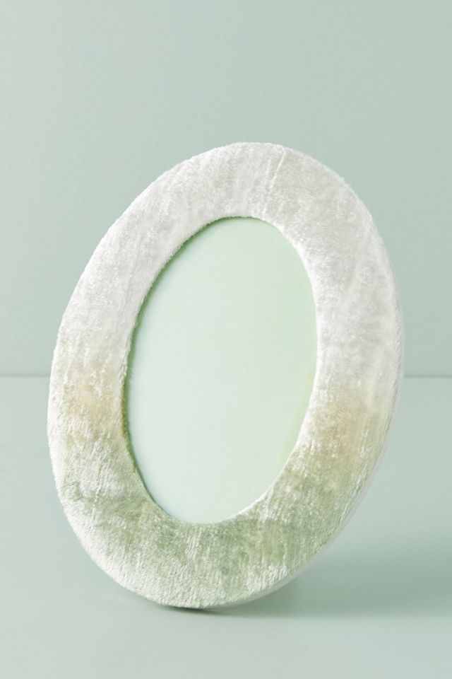 Mona Velvet Frame #1