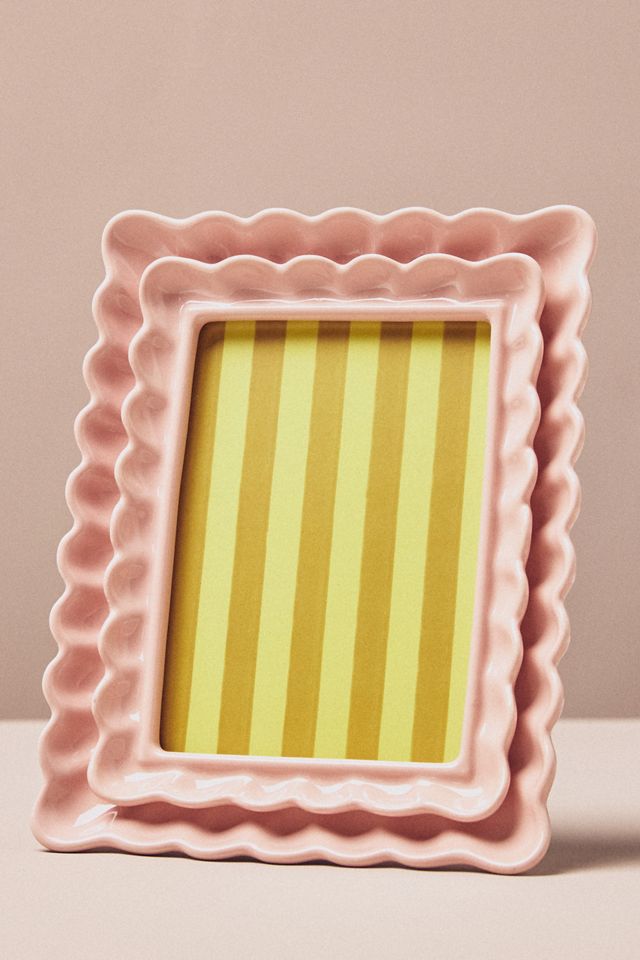 Maeve Scalloped Stoneware Picture Frame #6
