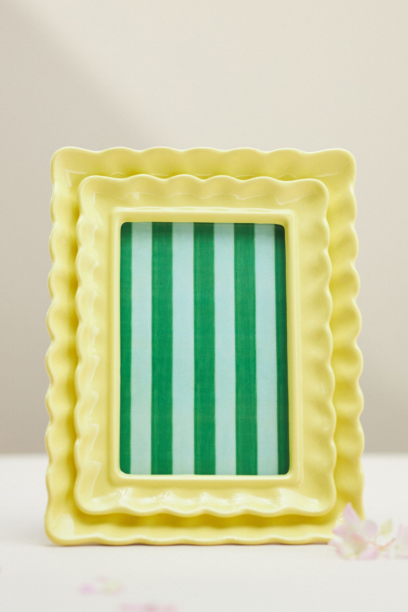 Maeve Scalloped Stoneware Picture Frame - Light Yellow, 4" x 6"