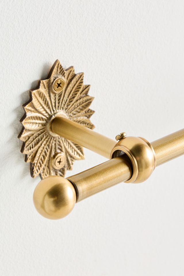 Demeter Feather Curtain Rod #1