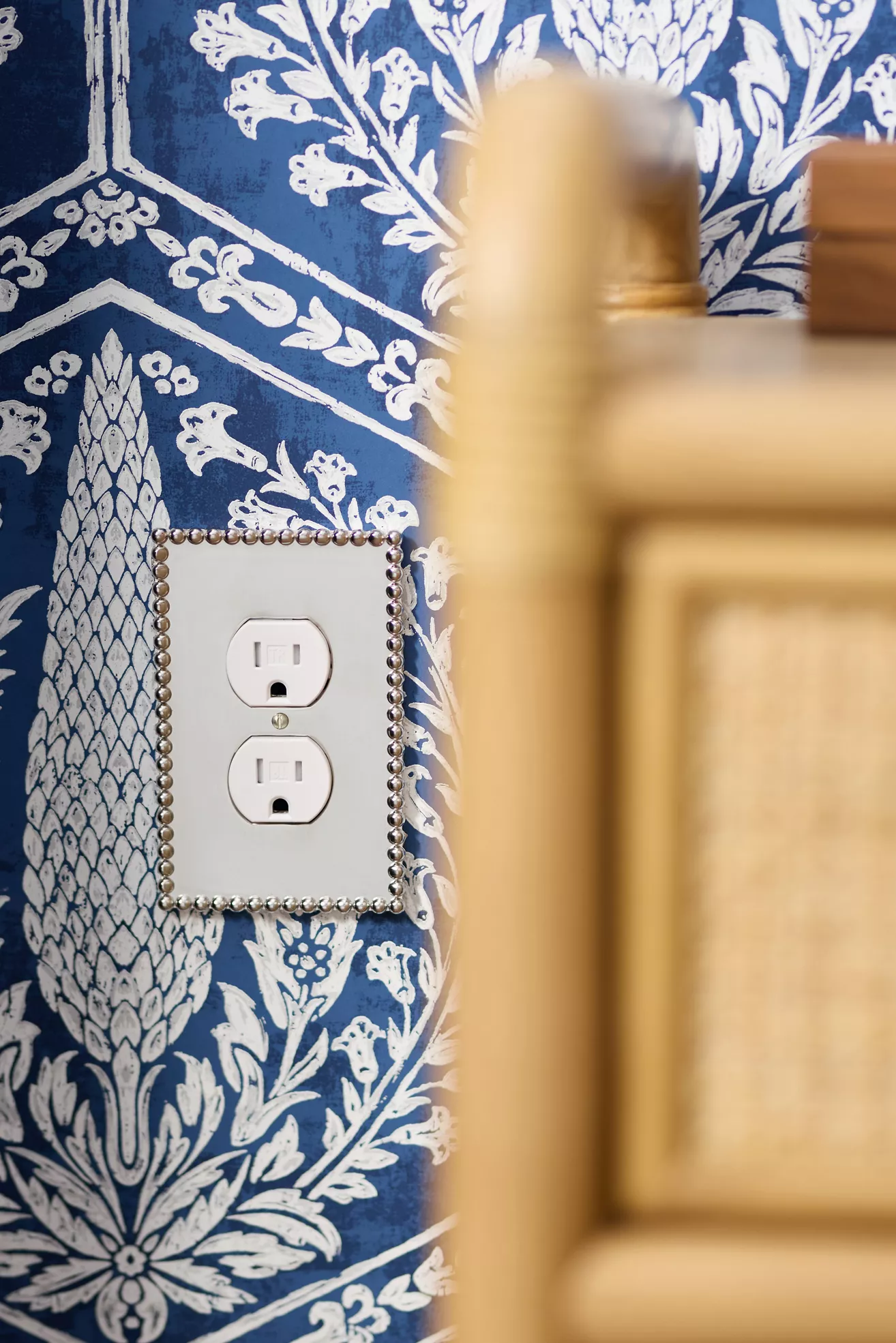 Pippa Bobbin Metal Switch Plate - thumbnail 9