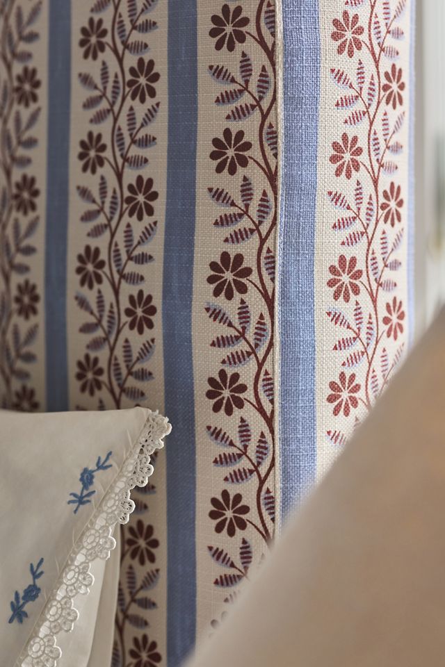 Bowen Ruffle Bed #1