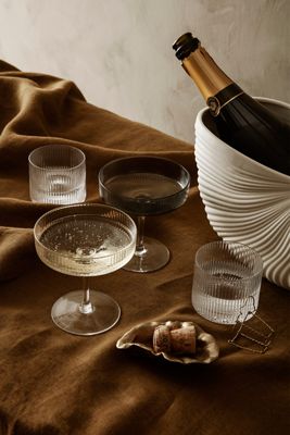 Ferm Living Coppe da Champagne Ripple, Set di 2
