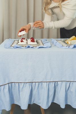 Kulu Club Linen-Blend Ruffle Tablecloth