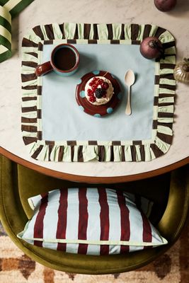 Damson Madder Rüschen Bestickte Platzsets, 2er-Set