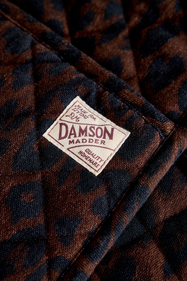 Guanto da forno doppio leopardato Damson Madder #1