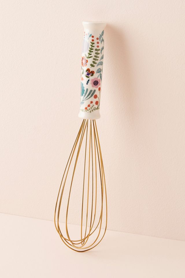 Monique Whisk