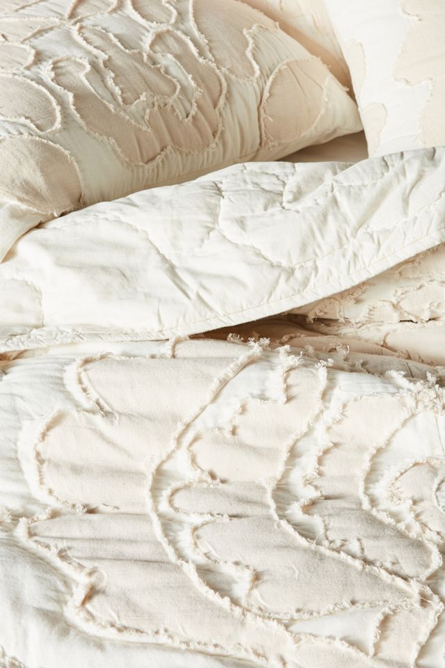 Embroidered Pallida Quilt #1