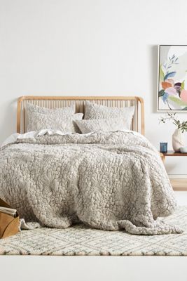 Textured Piazza Quilt