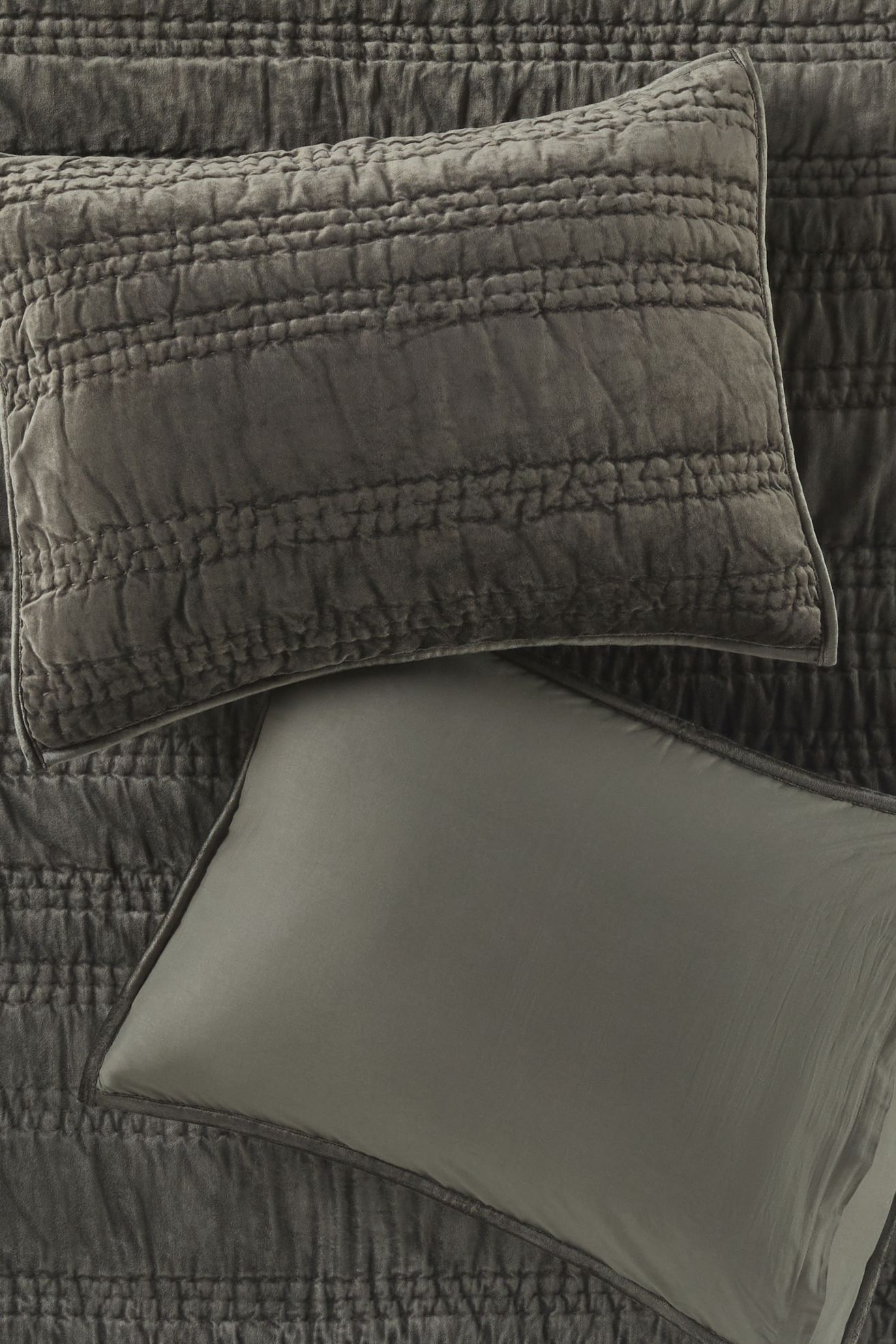 Lustered Velvet Alastair Shams, Set of 2 - Dark Green, Standard