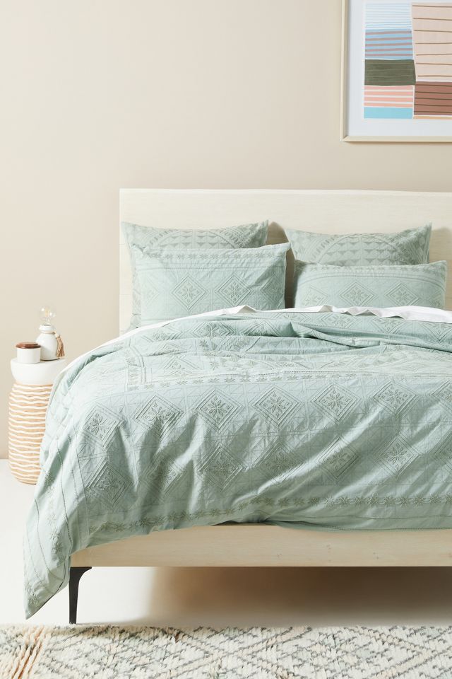 Embroidered Daisia Duvet Cover | AnthroLiving