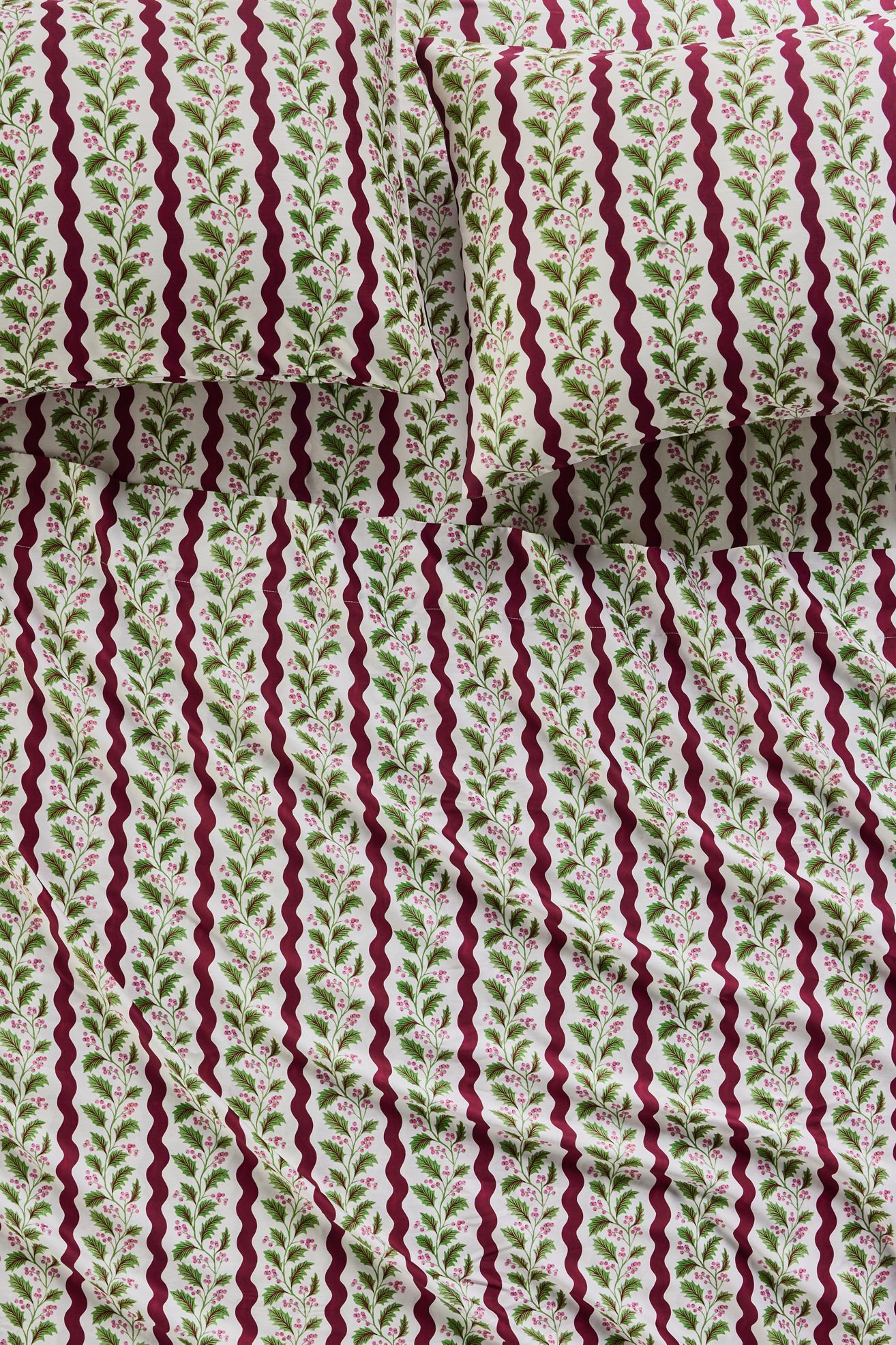 Organic Cotton Sateen Printed Sheet Set - Mae Holly, Standard, Queen