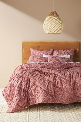 Textured Marilla Quilt Anthropologie UK   45407649AA 066 B