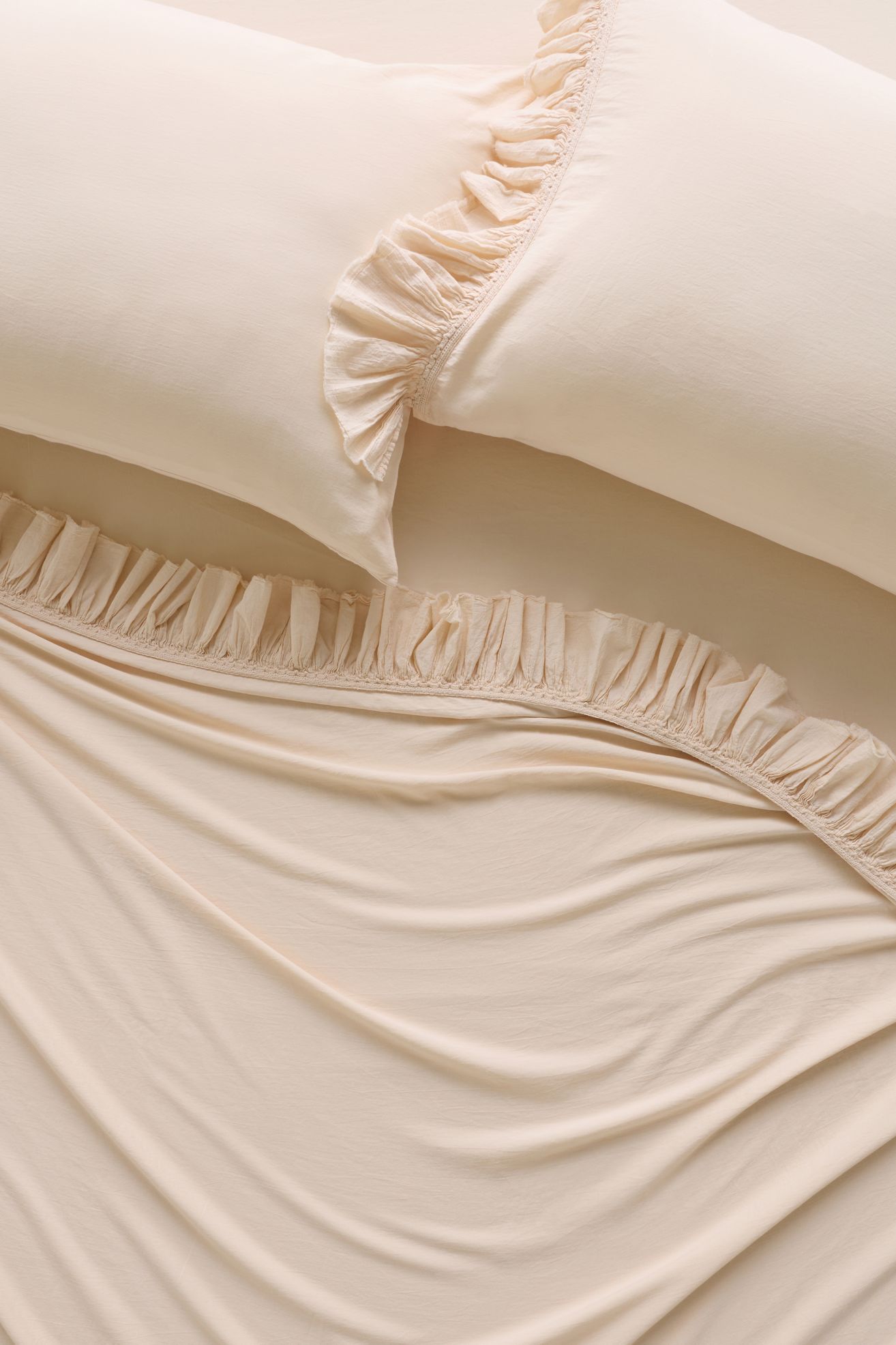 Organic Cotton Spa Sateen Ruffled Sheet Set - Ivory, Queen