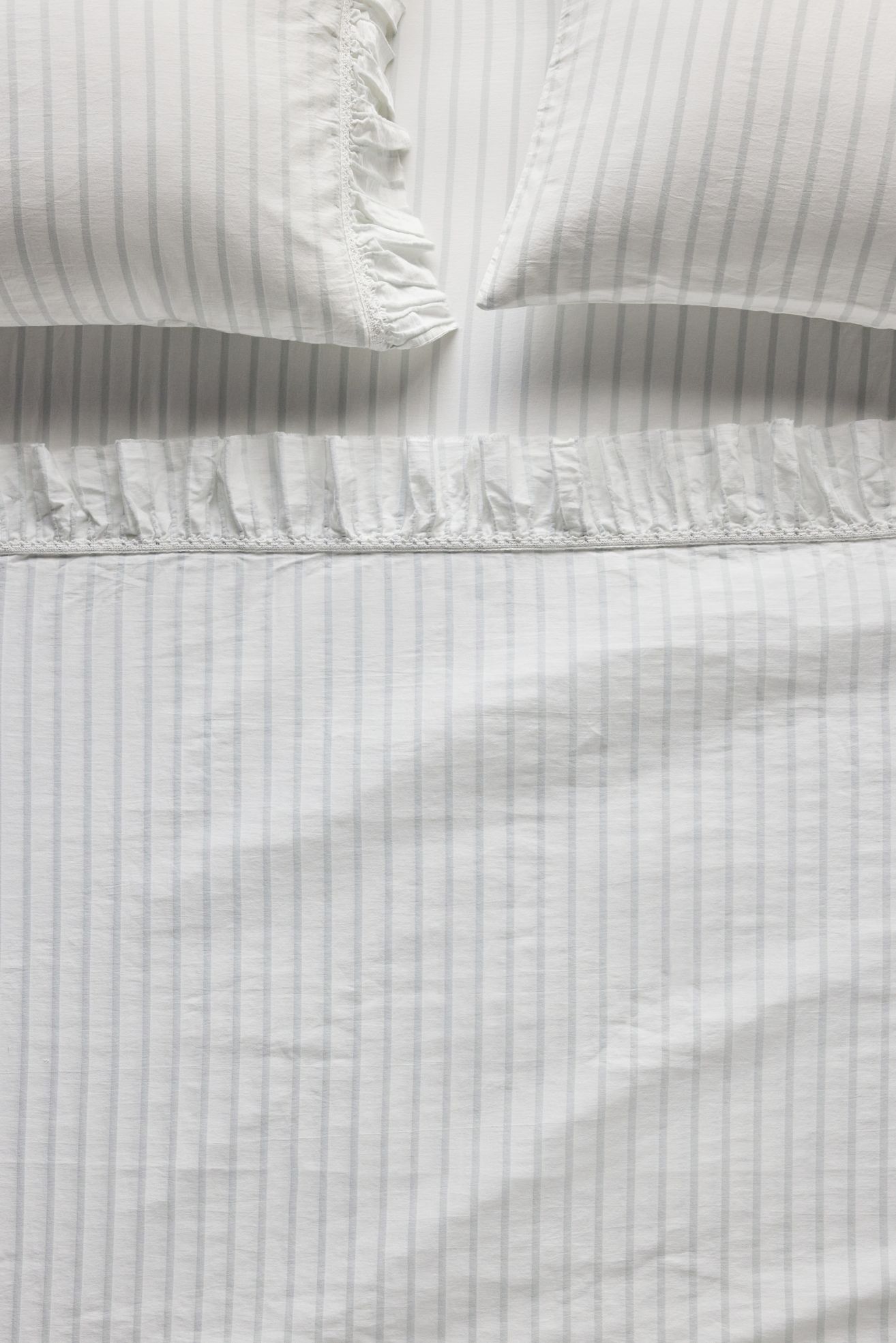 Organic Cotton Spa Sateen Ruffled Sheet Set - Mint Stripe, Queen