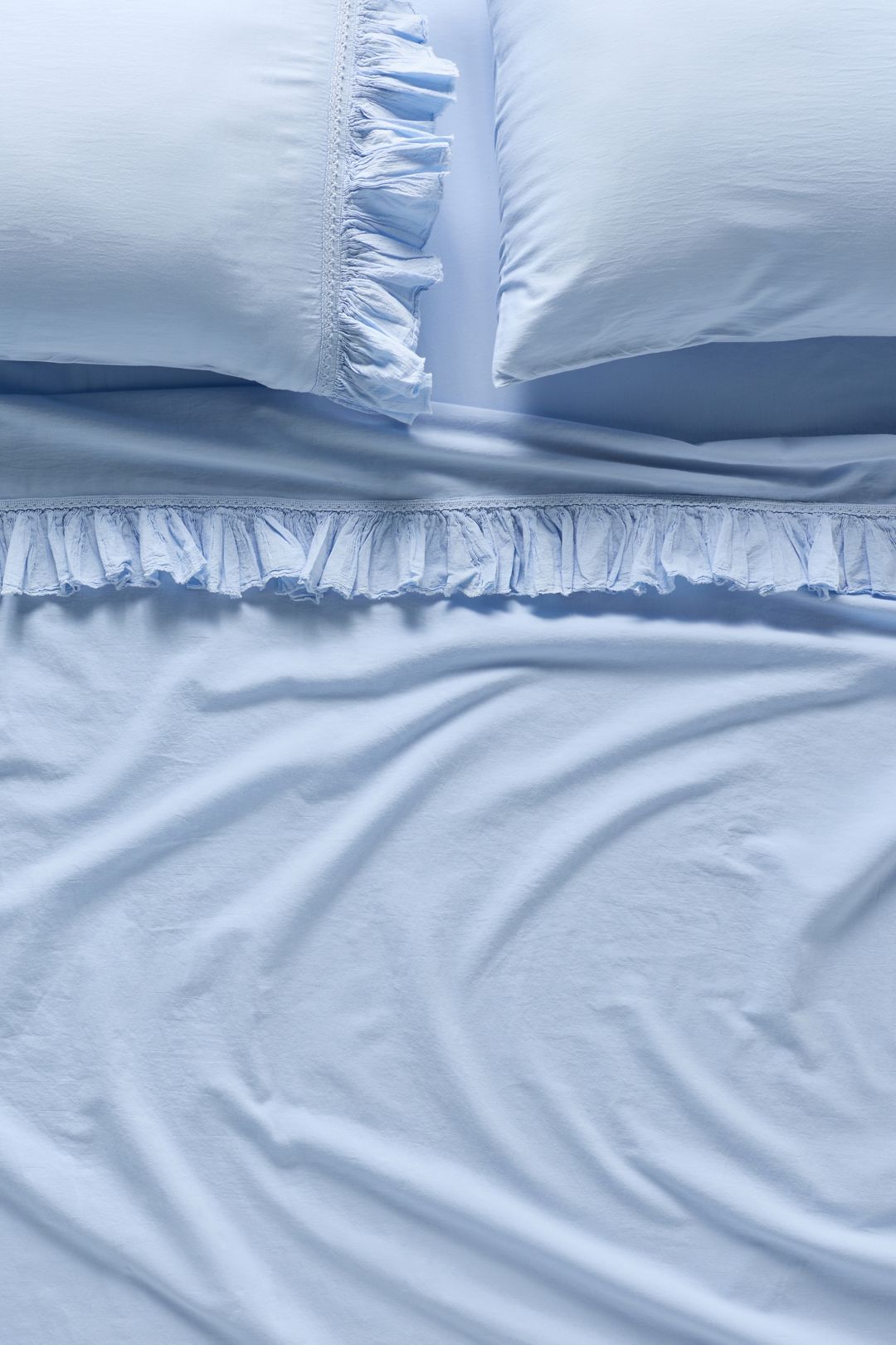 Organic Cotton Spa Sateen Ruffled Sheet Set - Light Blue, Queen