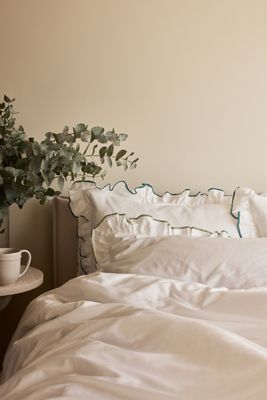 Sukun Provence Olive Cotton Sateen Bedding Set