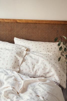 Piglet In Bed Posy Bud Linen Blend Pillowcase Pair