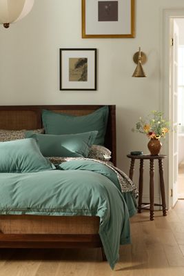 Taylor Organic Cotton Percale Embroidered Duvet​