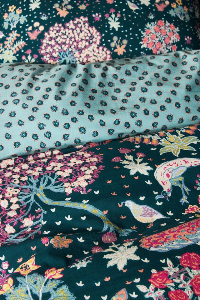 Tales Cotton Slub Printed Duvet Cover